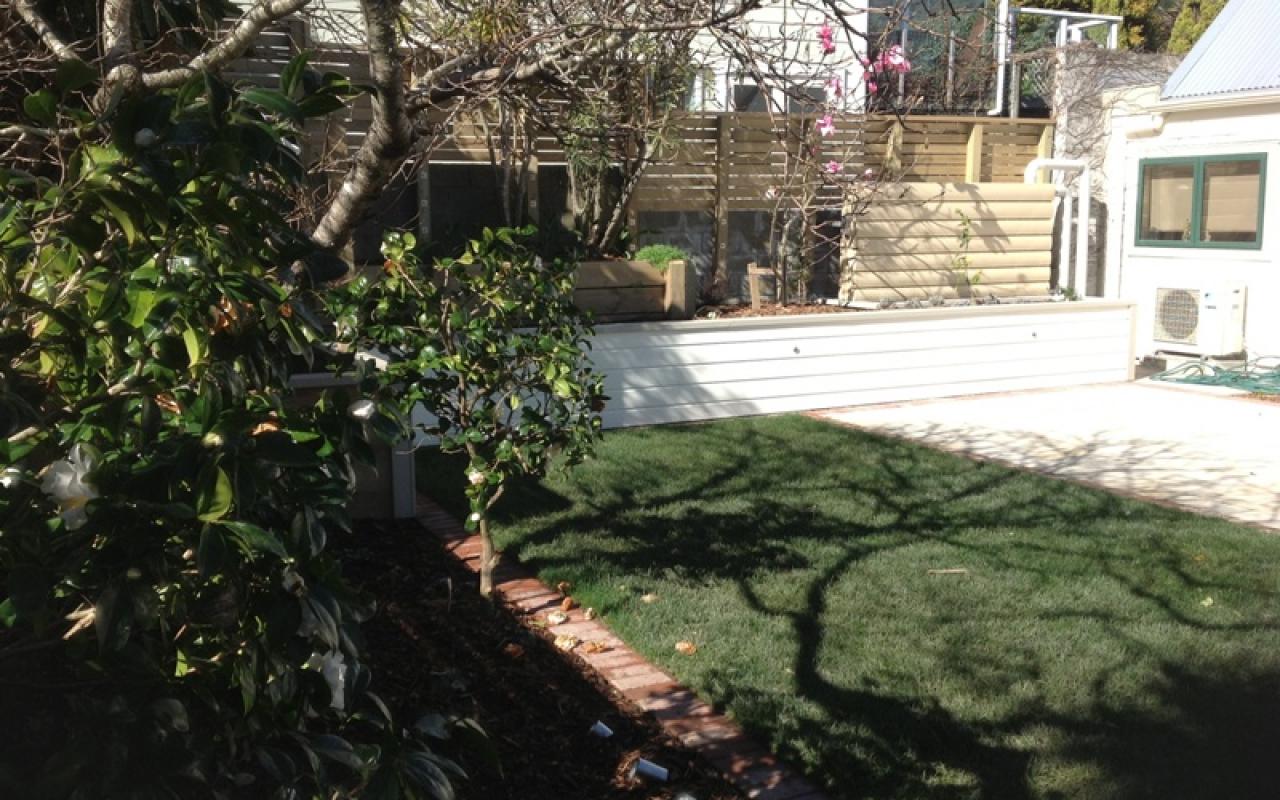 MT Victoria garden slider 08 2553